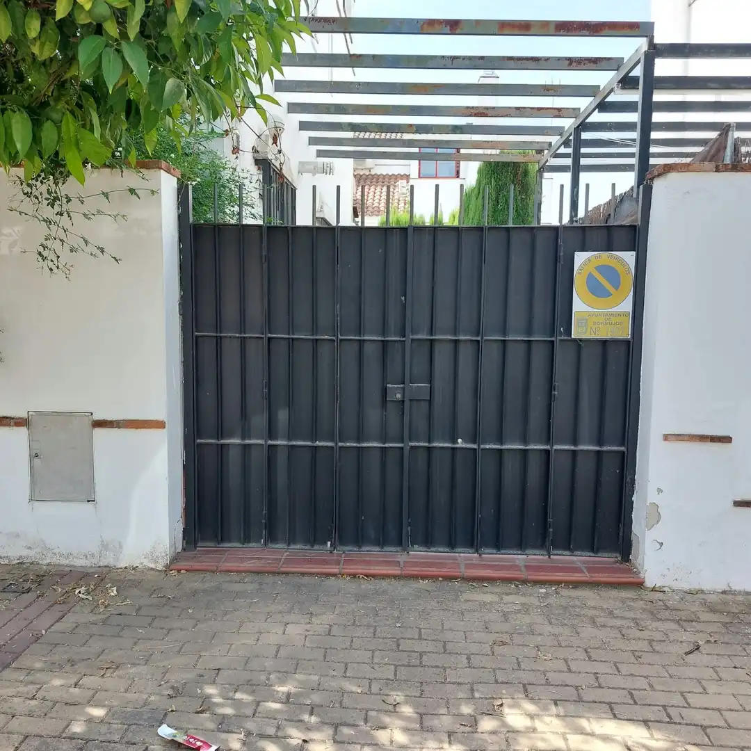 Casa adosada en venta en Bormujos, Sevilla