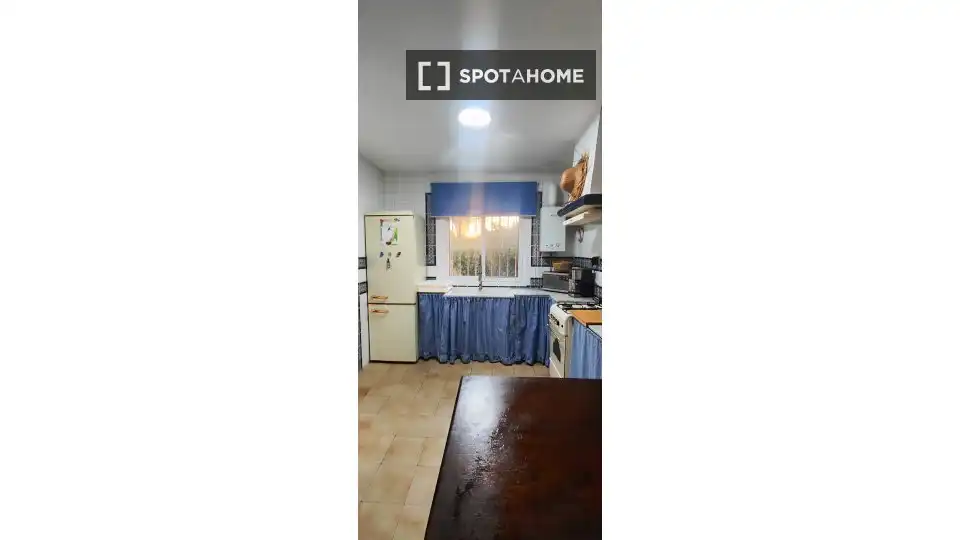 Flat with terrace to rent in Montserrat, imagen 7
