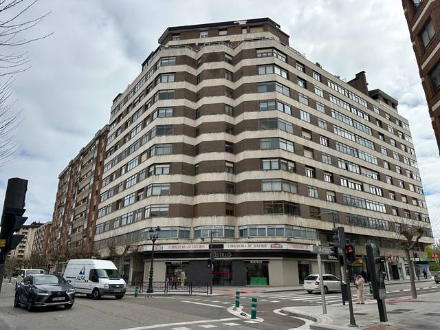 Piso en Venta en Calle Vitoria, 46 en Villa Pilar