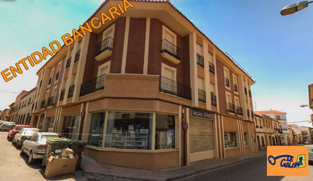 Garaje en Venta en La Solana