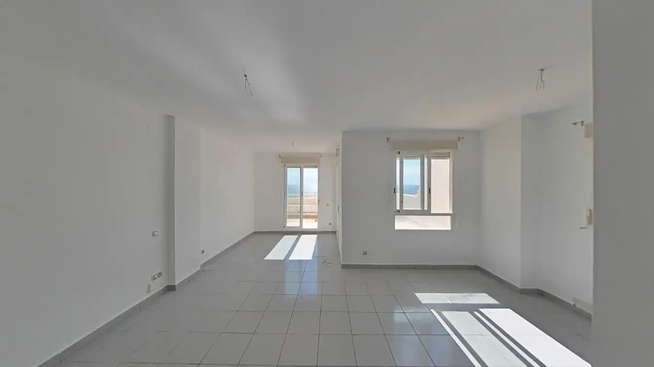 Sala d'estar de Dúplex en venda en Benidorm amb Piscina
