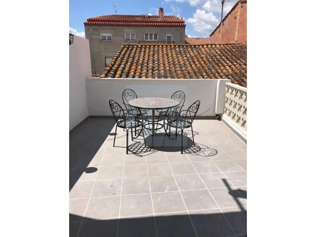 Terraza de Edificio en venta en Montbrió del Camp