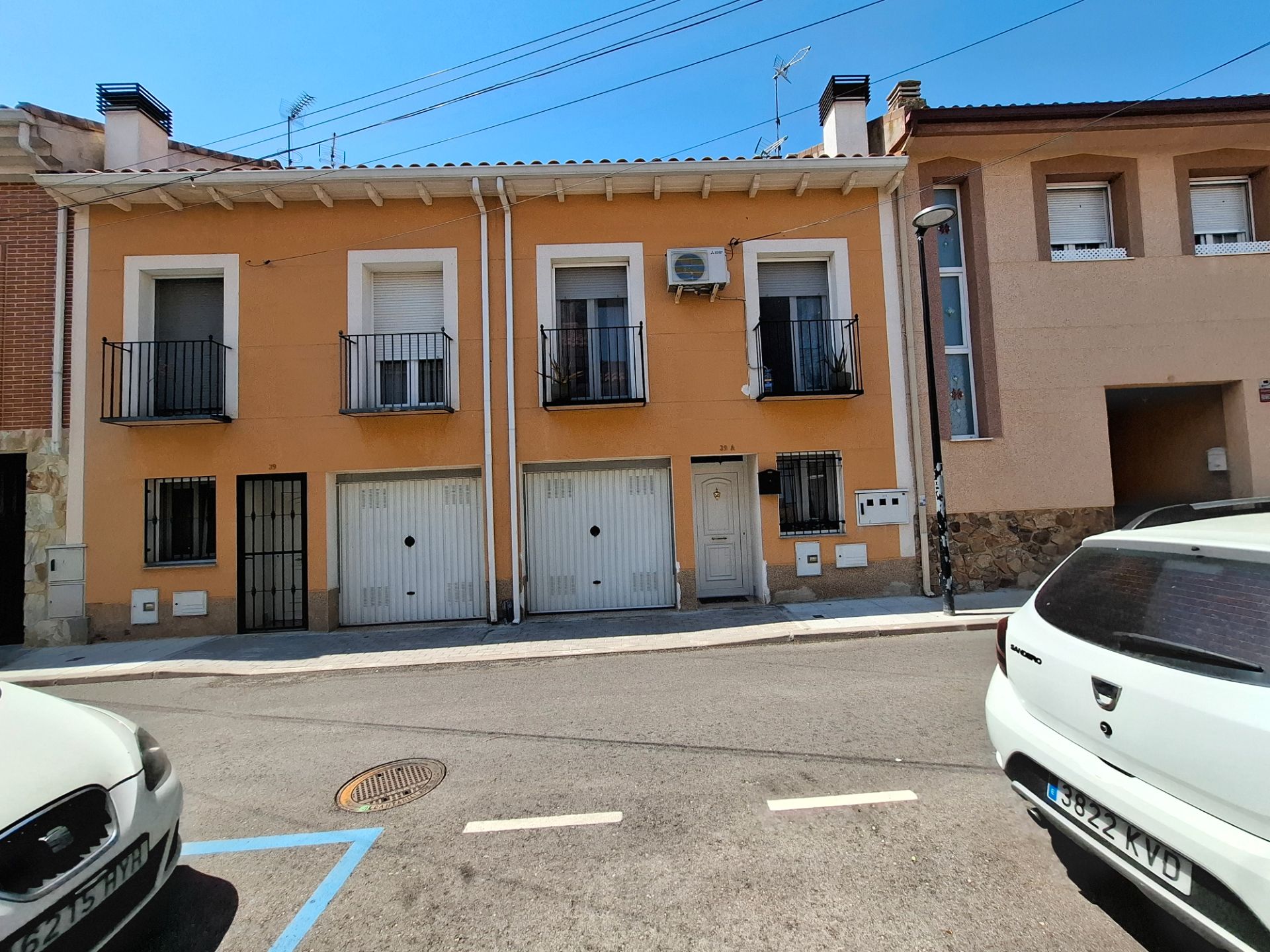 Vista exterior de Casa adosada en venda en San Martín de la Vega