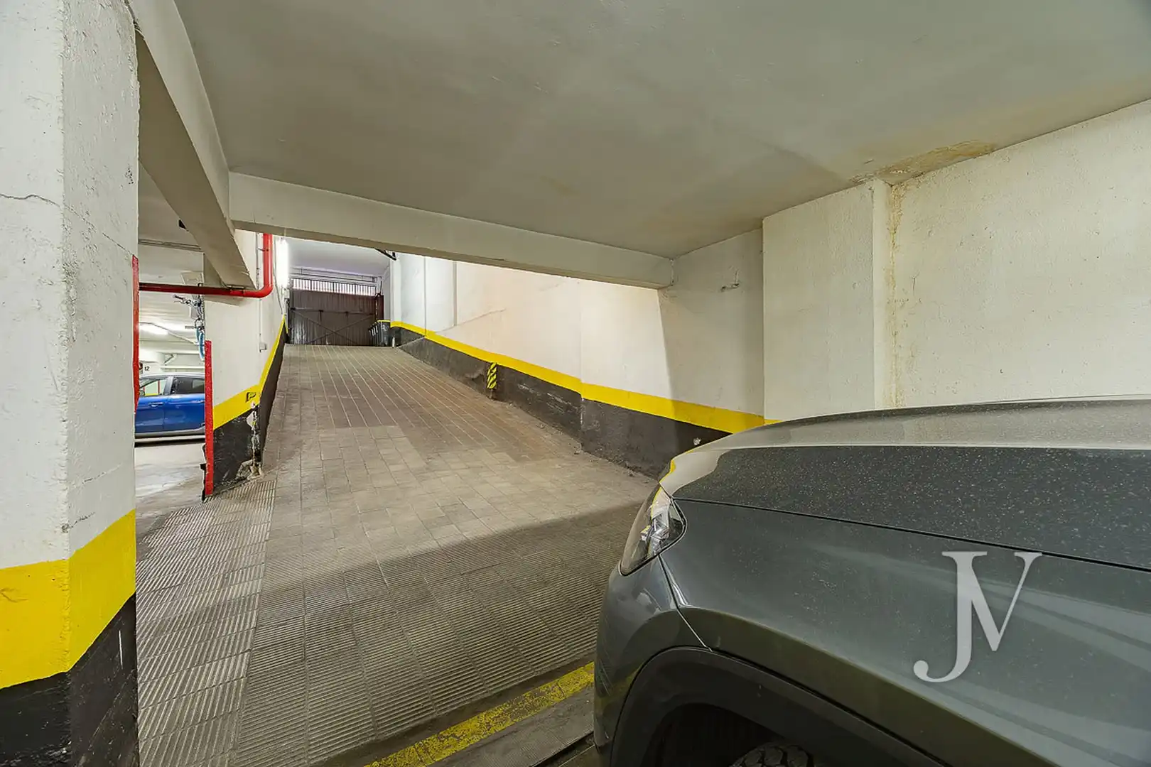 Parkplatz von Geschaftsraum zum Verkauf in Madrid mit Heizung und Alarm