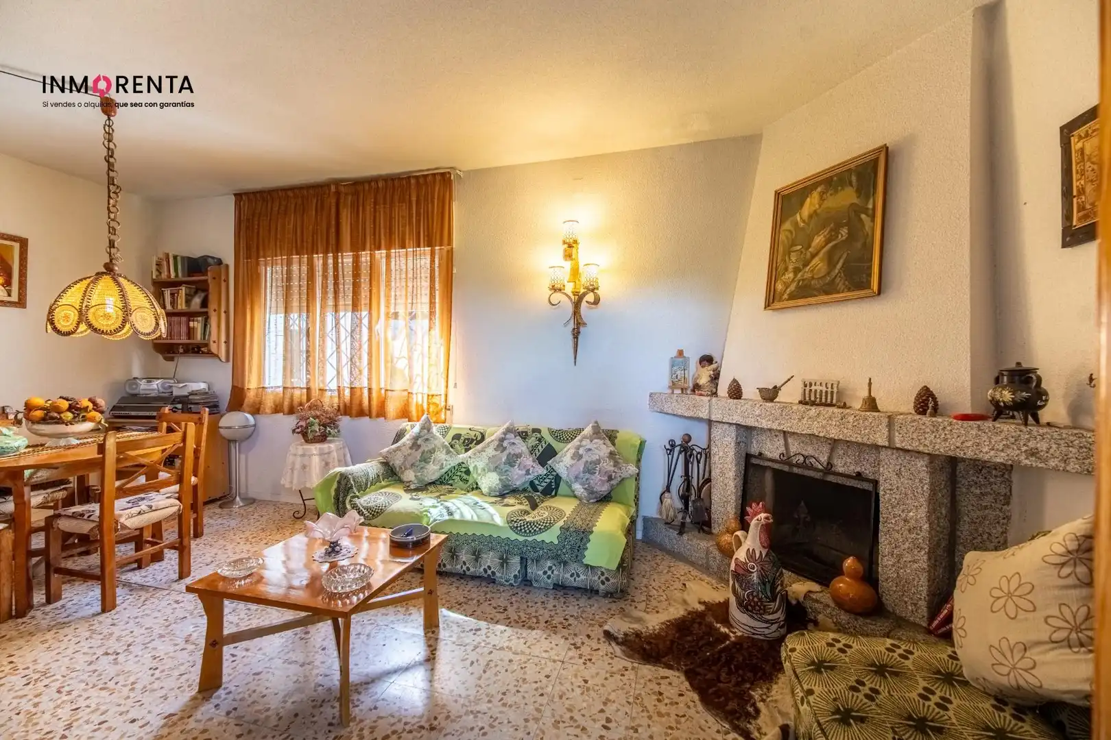 Sala d'estar de Casa o xalet en venda en Villa del Prado