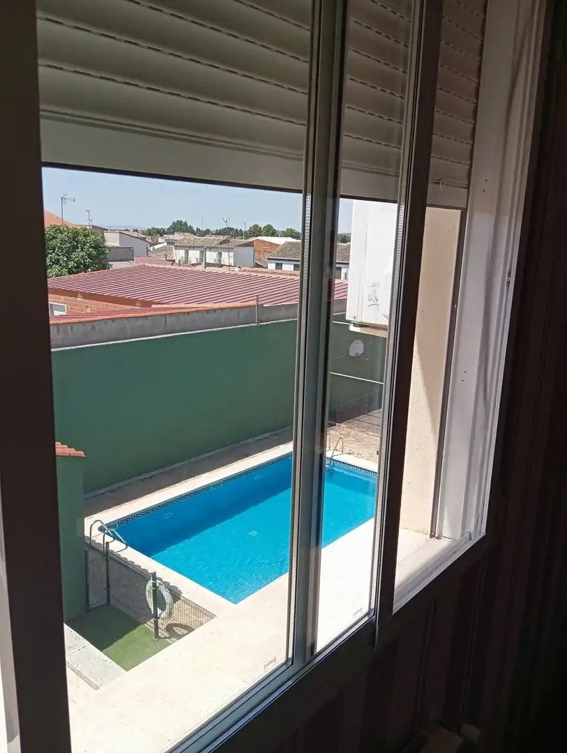 Piscina de Casa o chalet en venta en Torralba de Calatrava con Aire acondicionado, Calefacción y Trastero