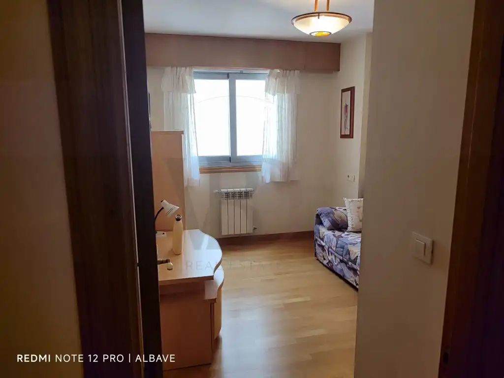 Apartamento de alquiler en Avenida Monelos, Los Castros - Castrillón