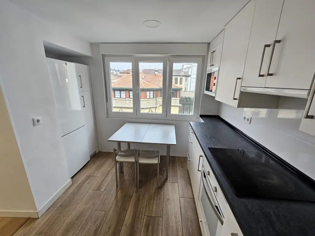 Appartement avec ascenseur à vendre à Calle Carreño Miranda, imagen 2