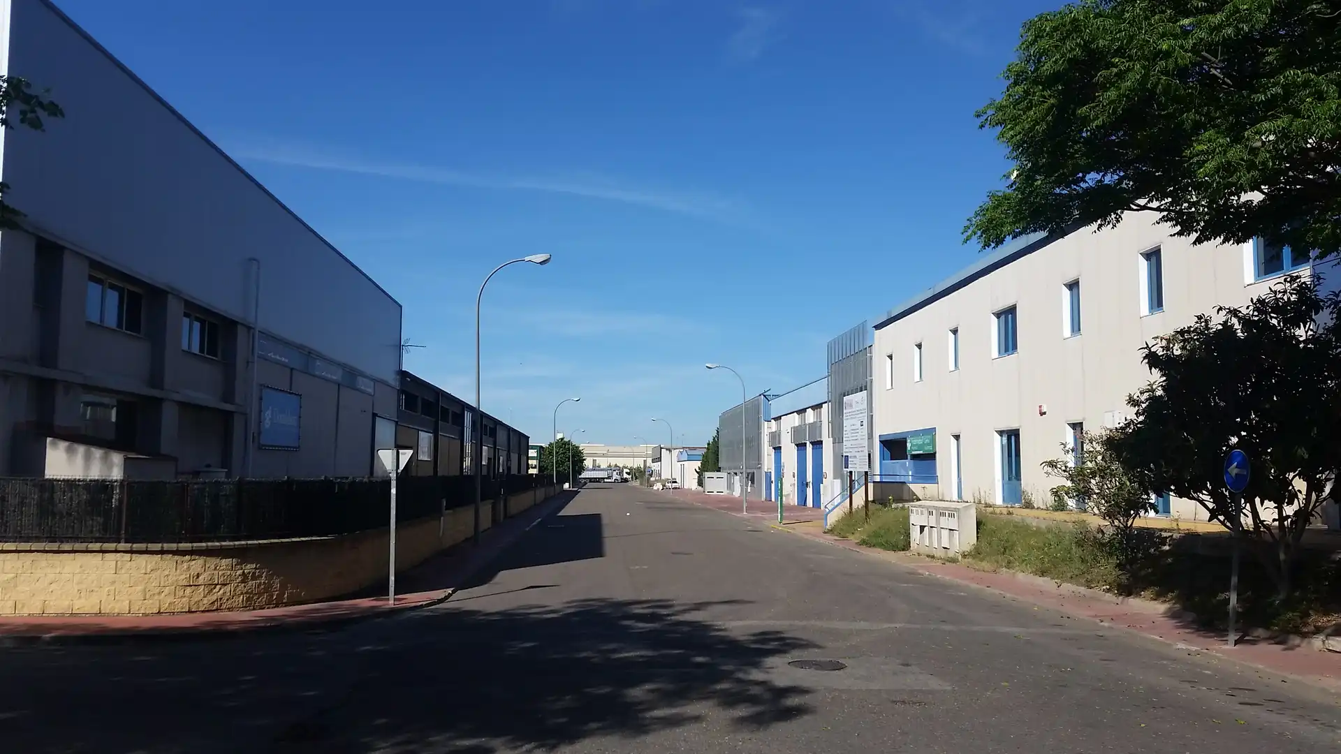 Vista exterior de Nau industrial en venda en Camas