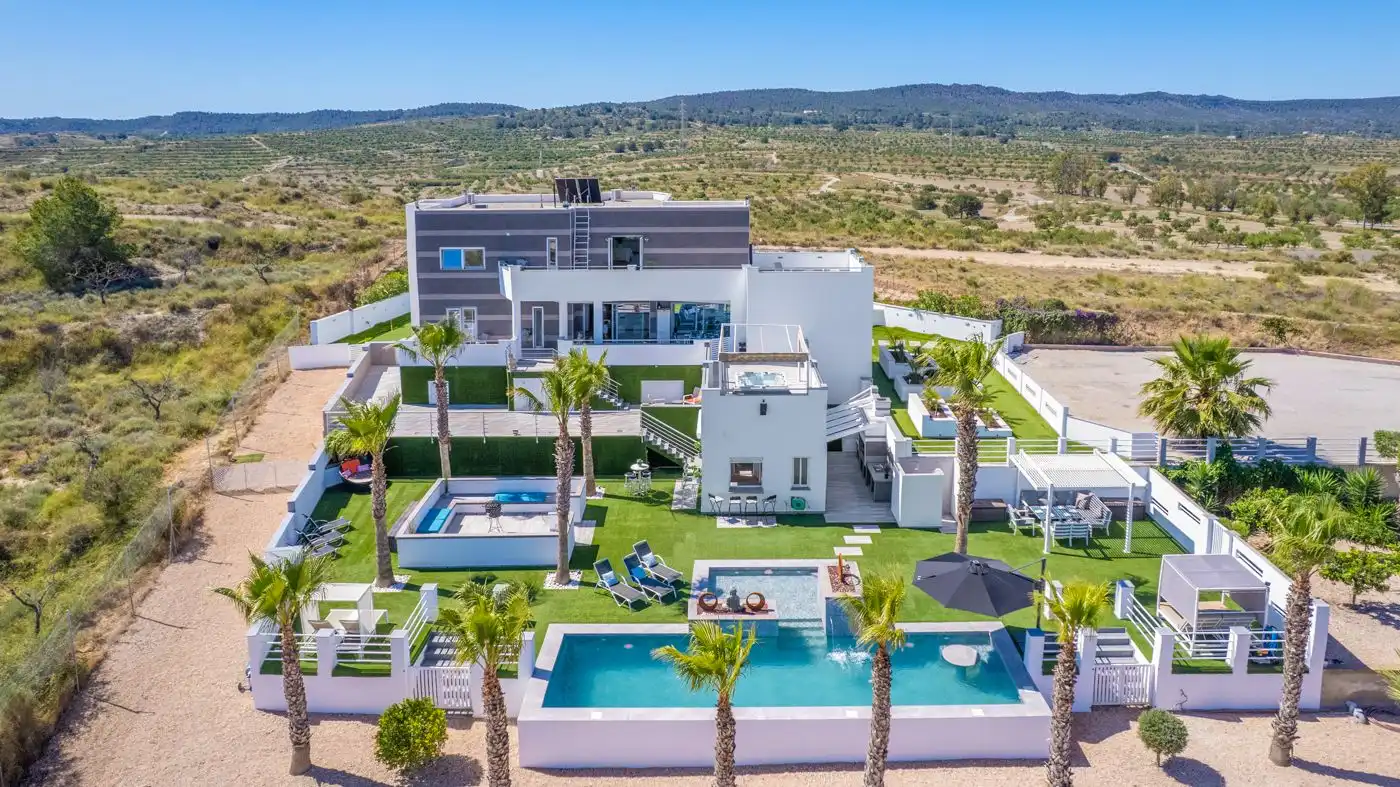 Vista exterior de Casa o xalet en venda en Orihuela