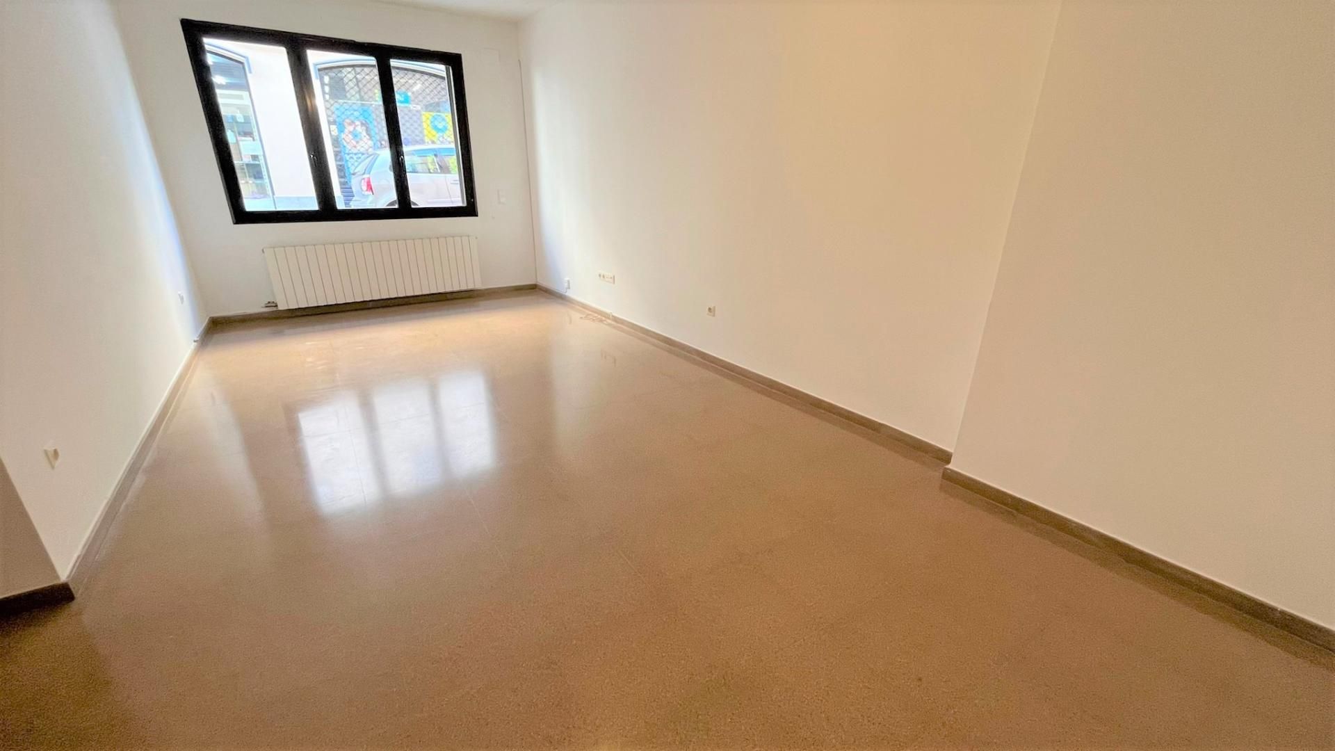 Flat for sale in Breda  with Heating