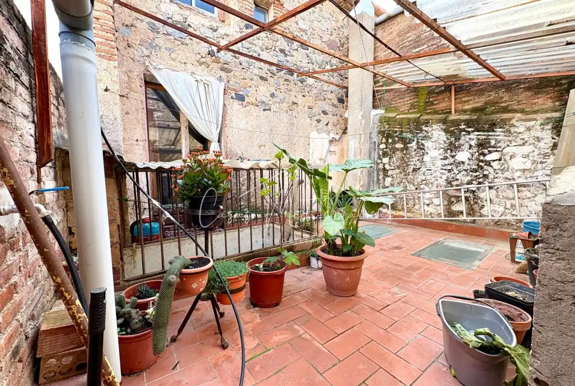 Terraza de Casa adosada en venta en Montbrió del Camp con Terraza y Amueblado