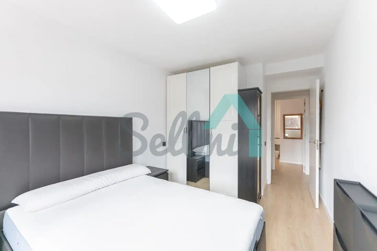 Flat for rent in Calle Gregorio Marañon, Vallobín
