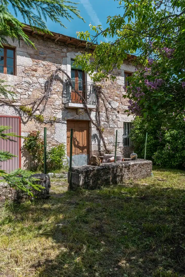 Vista exterior de Casa o chalet en venta en Cabrillanes con Jardín privado, Terraza y Trastero