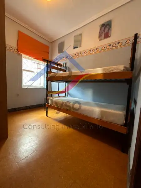 Dormitori de Casa o xalet en venda en Piélagos amb Calefacció, Jardí privat i Parquet