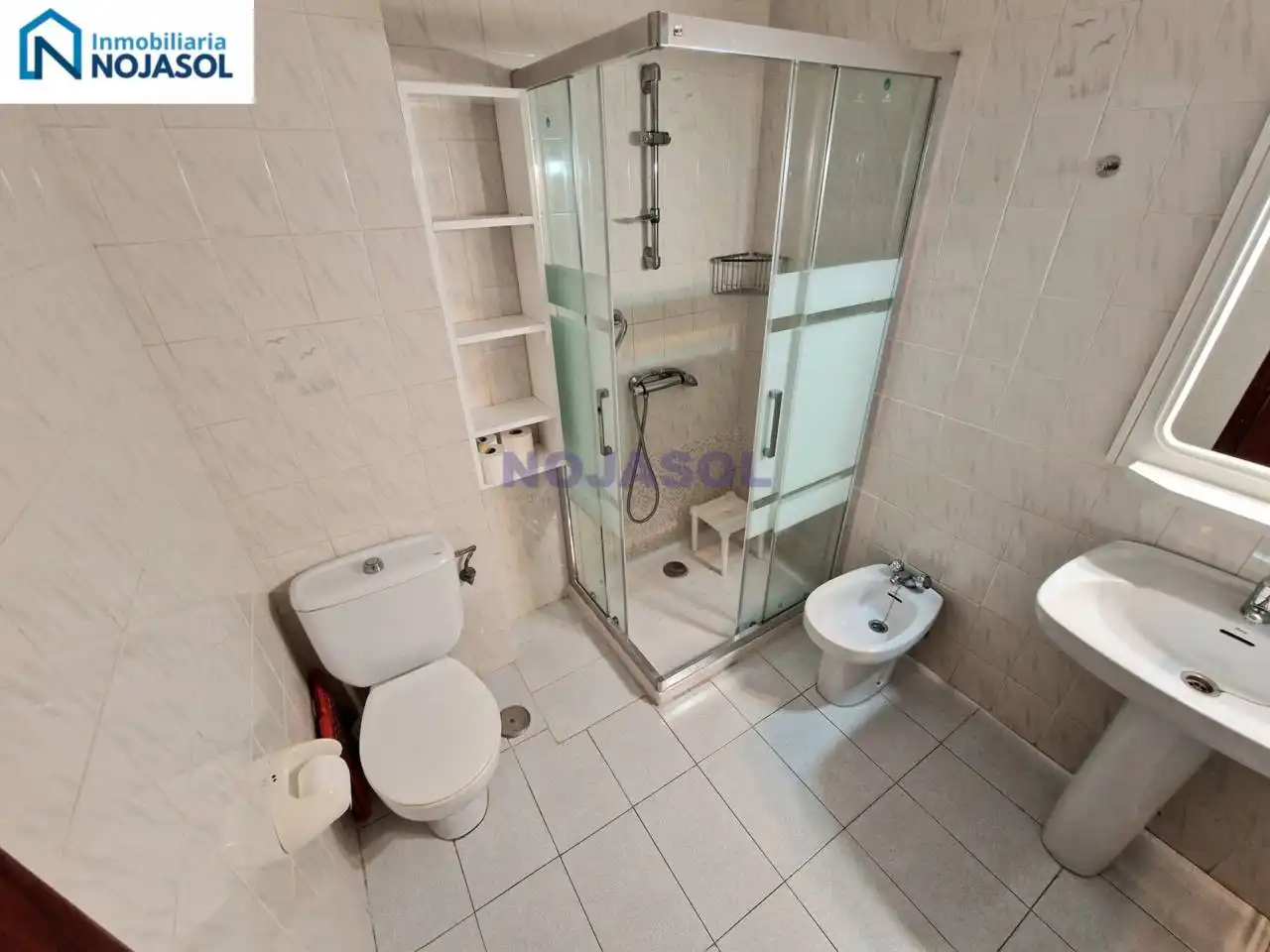 Apartament amb terrassa en venda a Calle Pinares, imagen 27