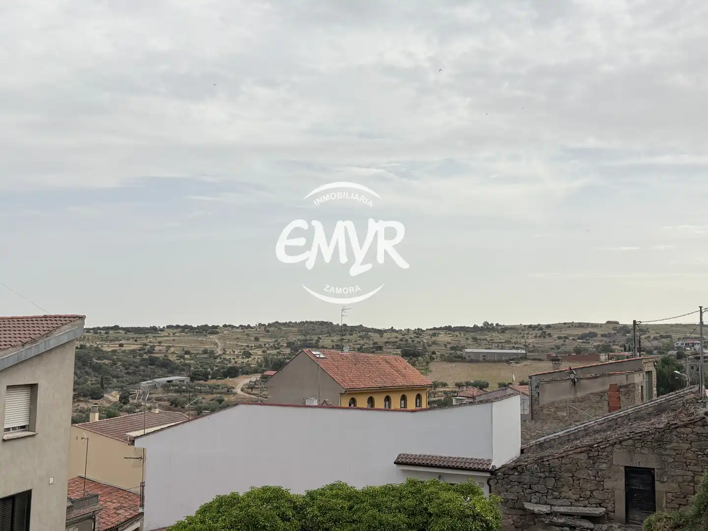 Casa adosada en venta en Fermoselle con Trastero y Balcón