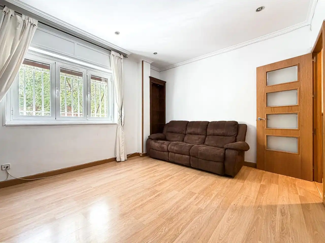 Living room of Flat for sale in Madrid  with Air Conditioner, Heating and Terrace