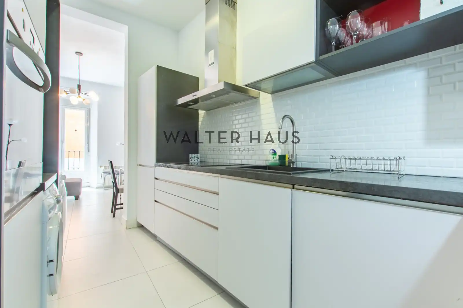 Piso con terraza en venta en Calle de la Luna, imagen 12
