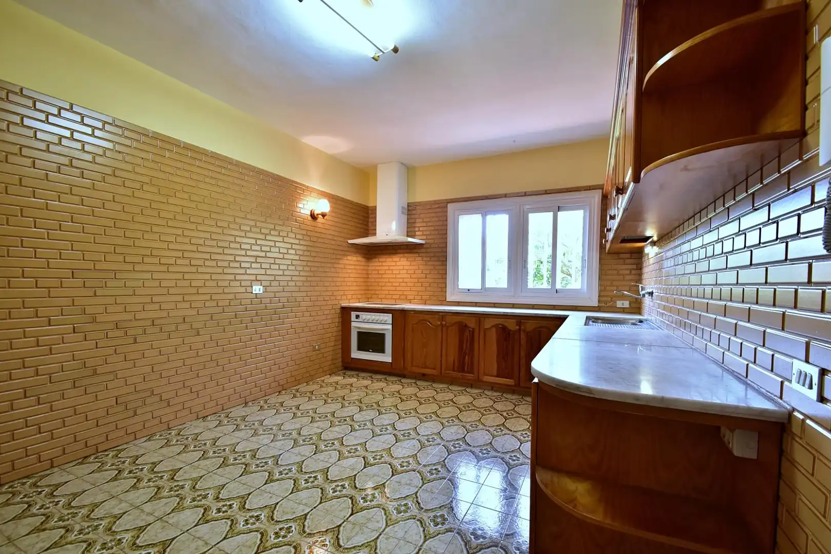 Cocina de Casa o chalet en venta en San Cristóbal de la Laguna con Jardín privado, Terraza y Trastero