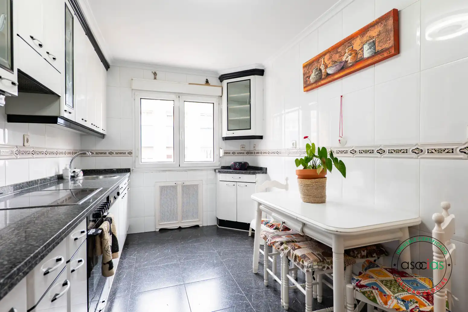 Cocina de Piso en venta en Gijón  con Calefacción