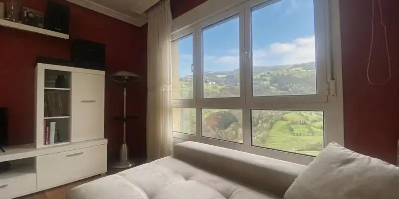 Habitación de Casa o chalet en venta en Cangas del Narcea con Jardín privado, Terraza y Trastero
