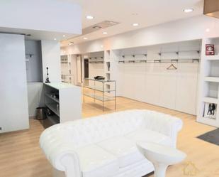 Premises for sale in Lugo Capital  with Furnished