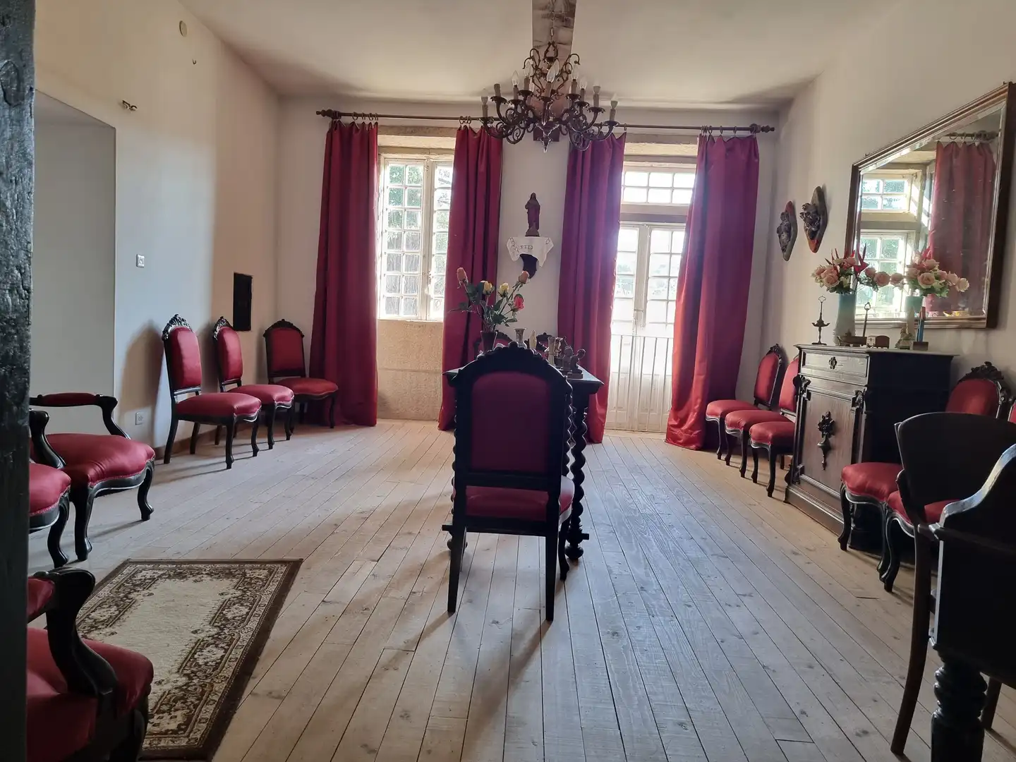 Esszimmer von Country house zum Verkauf in A Estrada  mit Privatgarten, Parkett und Terrasse