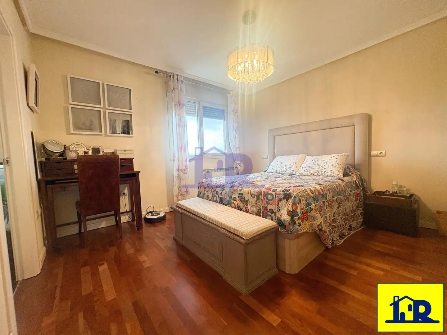 Bedroom of Detached homes for sale in Cuenca  with Air Conditioner, Heating and Swimming Pool