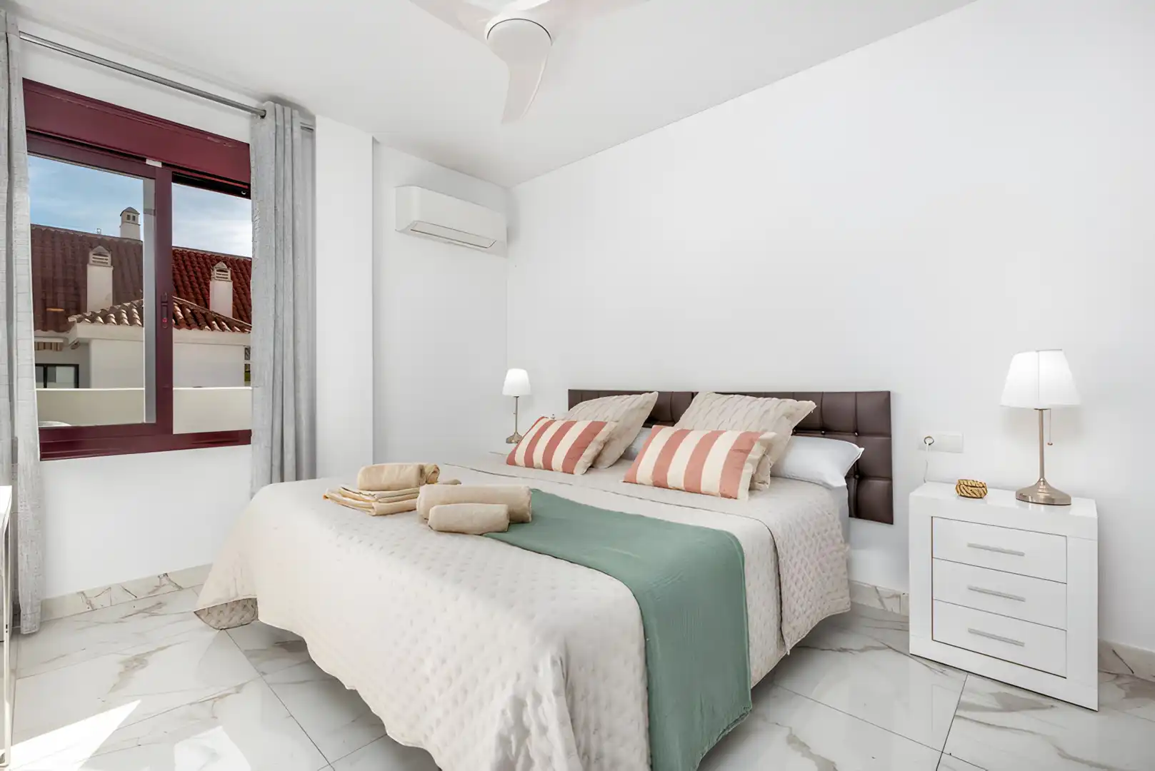 Apartament amb piscina en venda a Nueva Andalucía, imagen 7