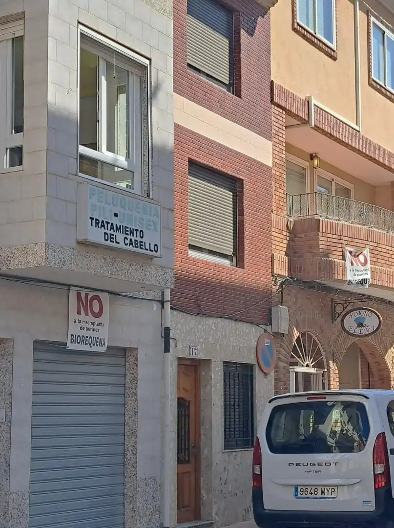Exterior view of Houses for sale in Requena  with Heating and Terrace