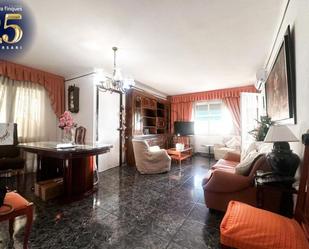 Living room of Flat for sale in Cerdanyola del Vallès  with Air Conditioner, Heating and Balcony