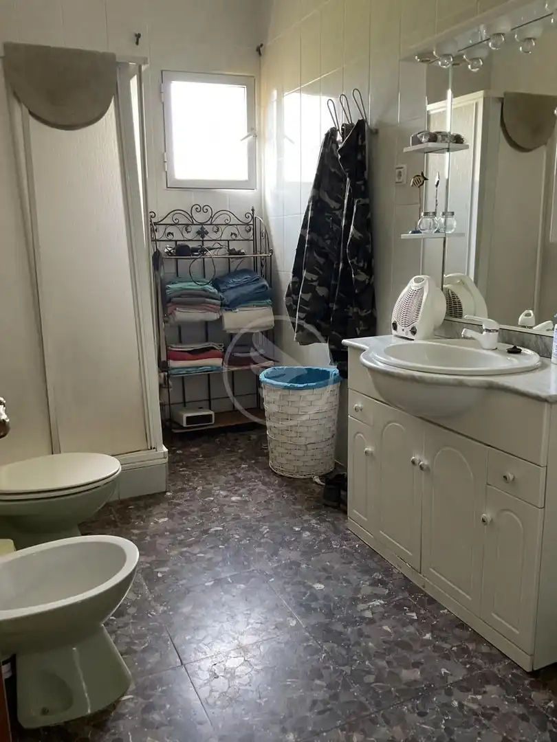 Baño de Finca rústica en venta en Linares con Jardín privado y Piscina