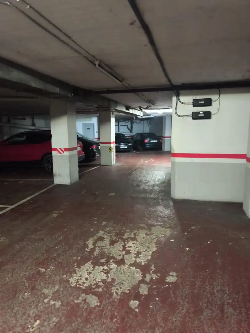 Einzelparkplatz zum Verkauf in Carrer RIU ESSERA, imagen 4