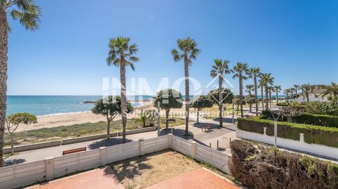 Foto 3 de Casa adosada en venta en Carrer Mallorca, Mar Cambrils, Cambrils