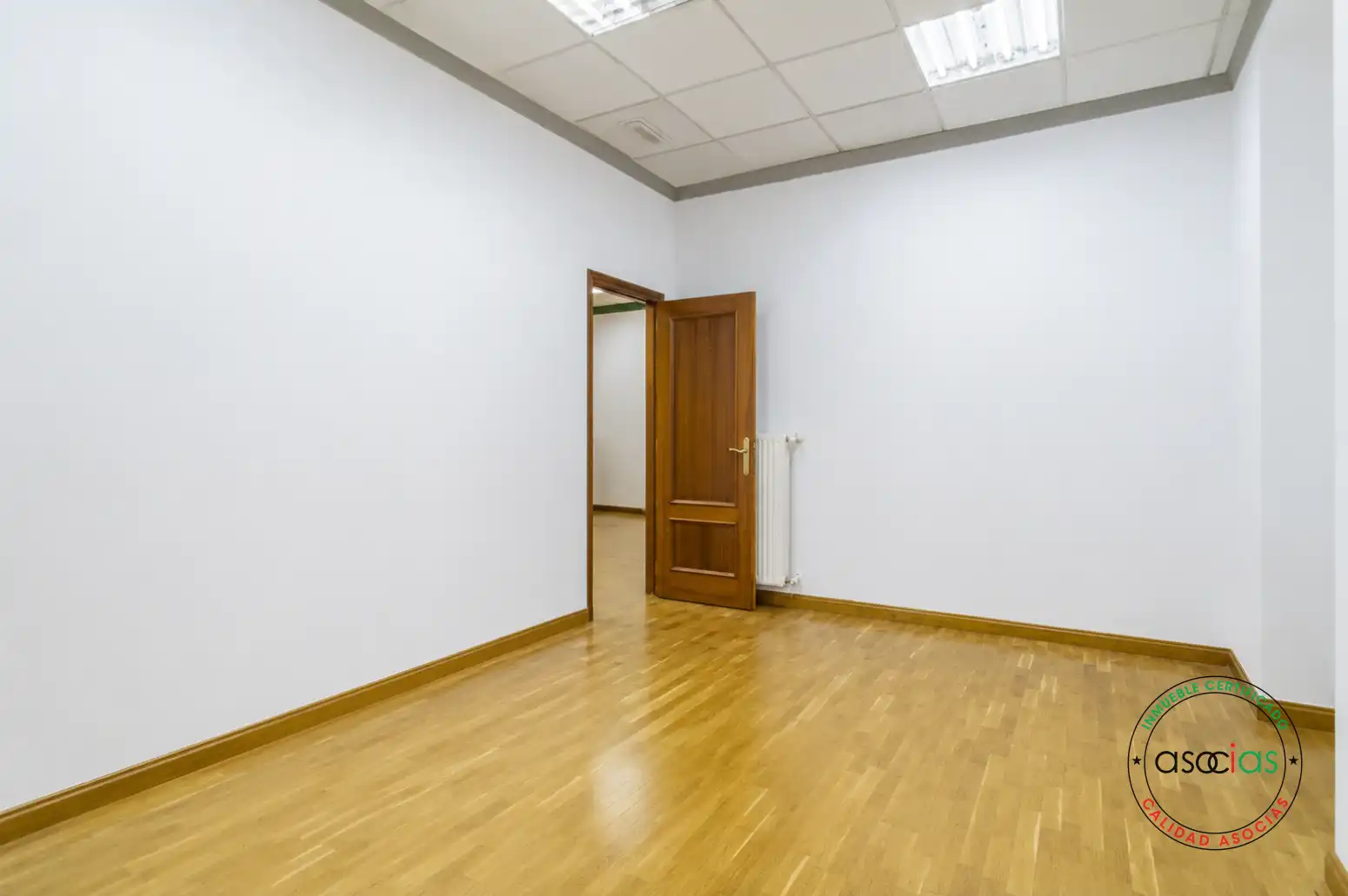 Local comercial en venta en Sama - CL CAPITAN ALONSO NART 19, imagen 11