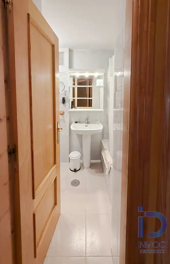 Apartment with lift for sale in Urbanización Sol y Nieve 109, imagen 10