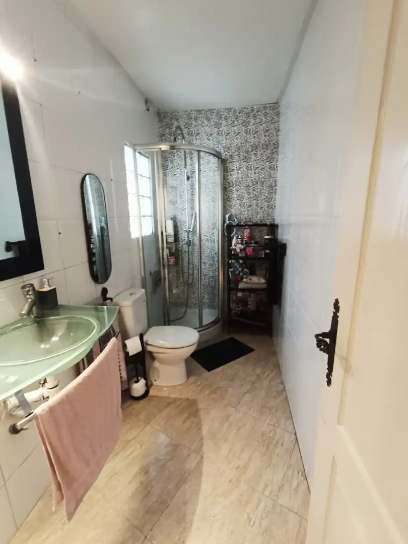 Badezimmer von Wohnung zum Verkauf in Vilanova del Camí mit Abstellraum, Möbliert und Balkon