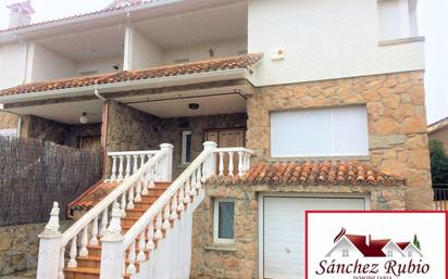 Vista exterior de Casa o xalet en venda en Galapagar amb Calefacció, Jardí privat i Terrassa