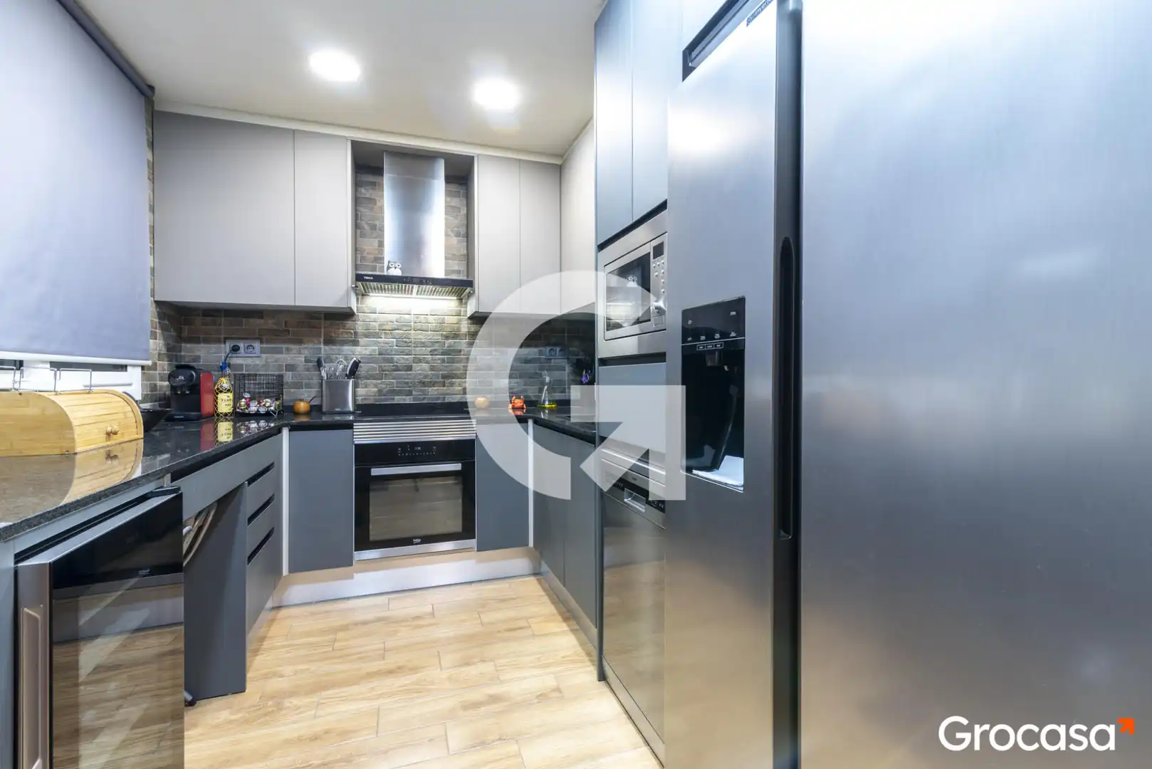 Küche von Wohnung zum Verkauf in Cornellà de Llobregat mit Klimaanlage, Heizung und Terrasse