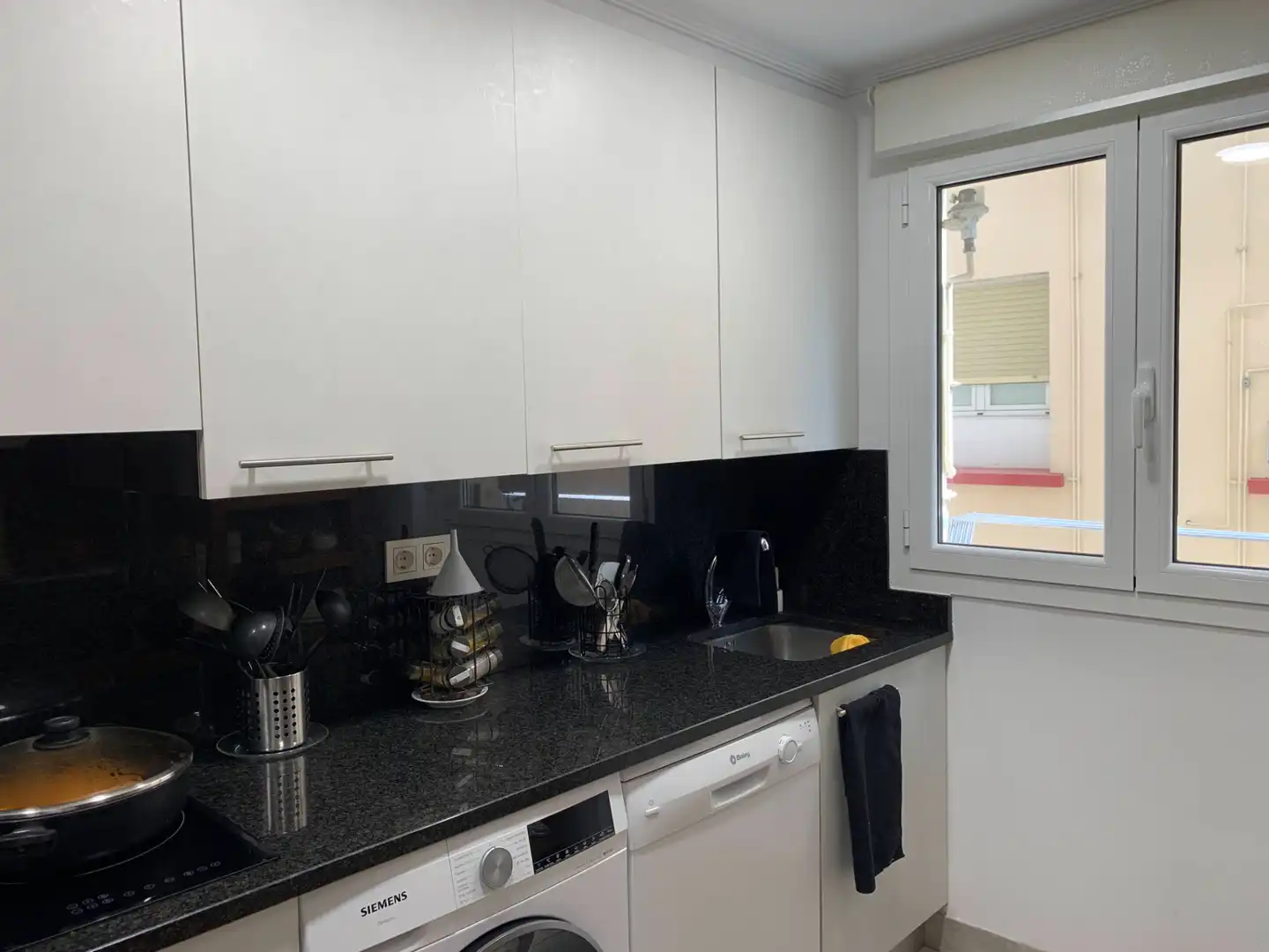 Kitchen of Flat for sale in Irun   with Heating and Furnished