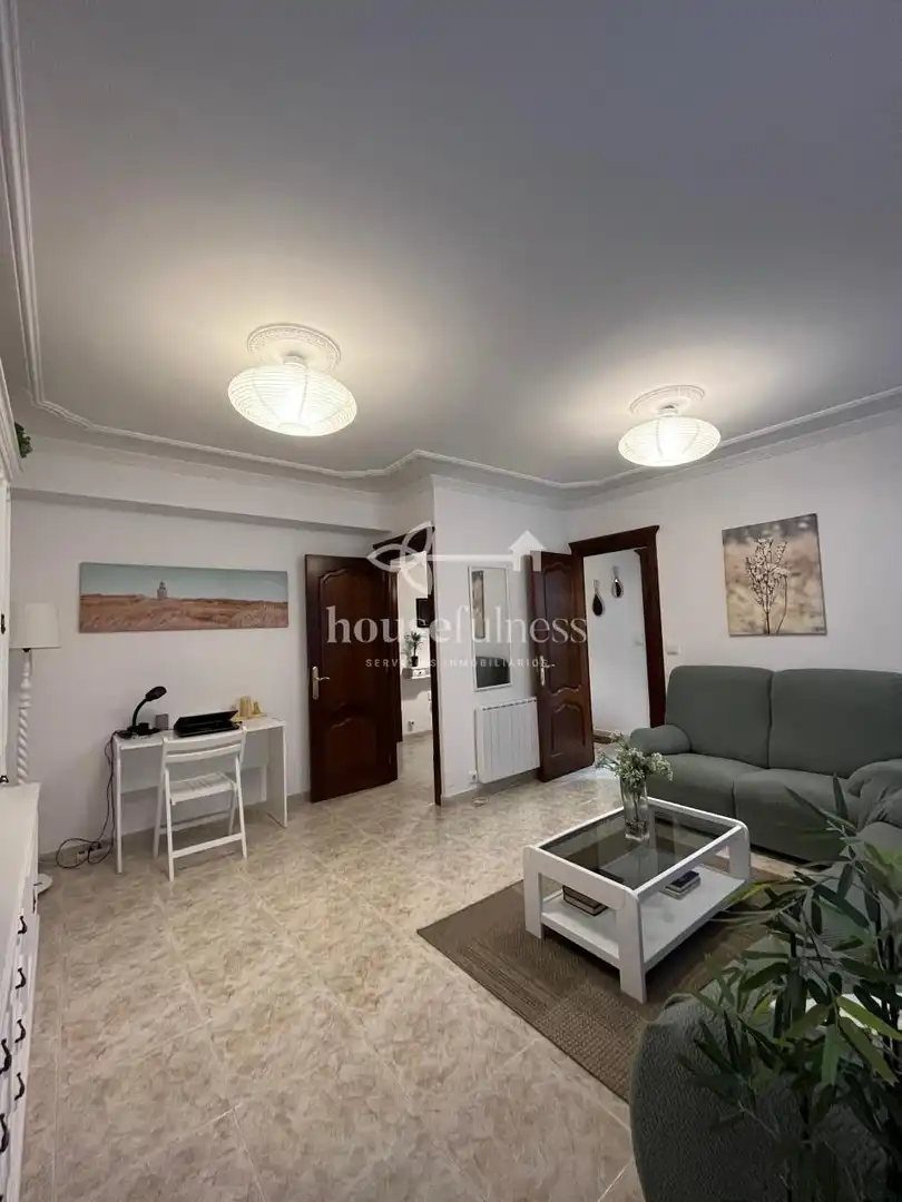 Sala de estar de Piso de alquiler en Narón con Calefacción, Terraza y Amueblado