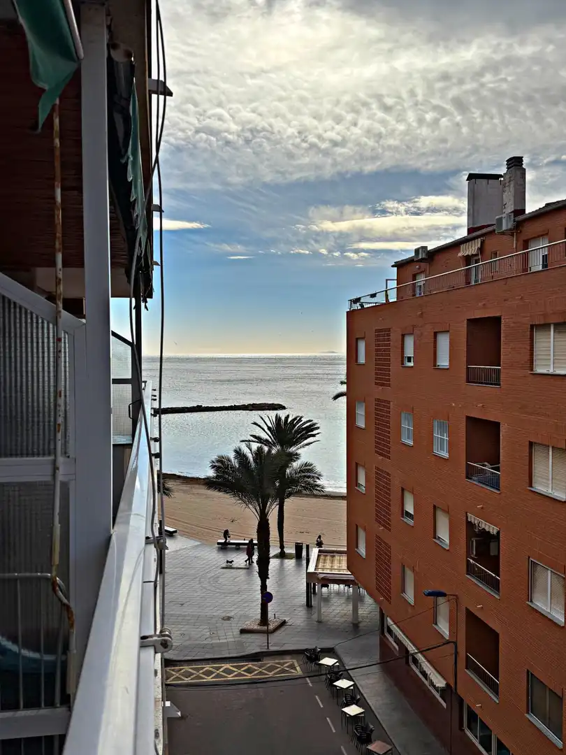 Dormitori de Apartament en venda en Torrevieja amb Aire condicionat, Terrassa i Moblat