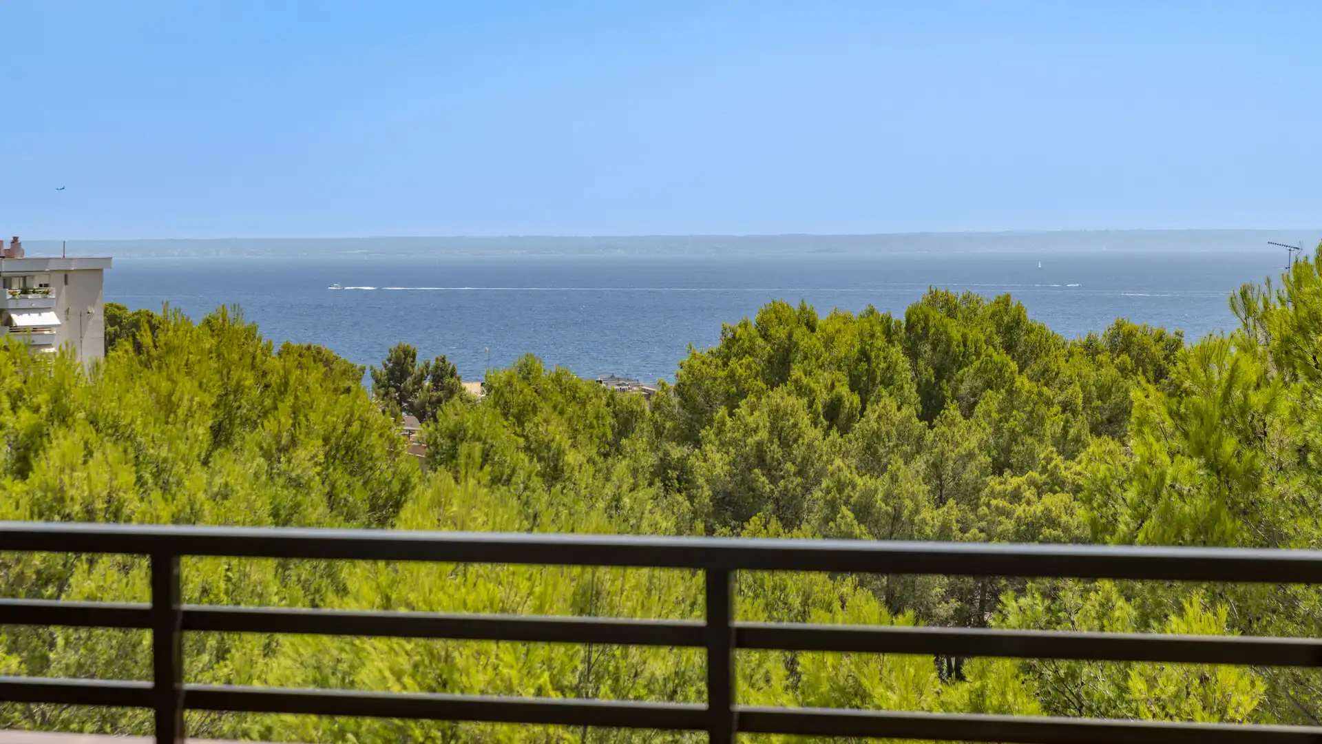 Vista exterior de Ático en venta en Calvià con Aire acondicionado, Calefacción y Parquet