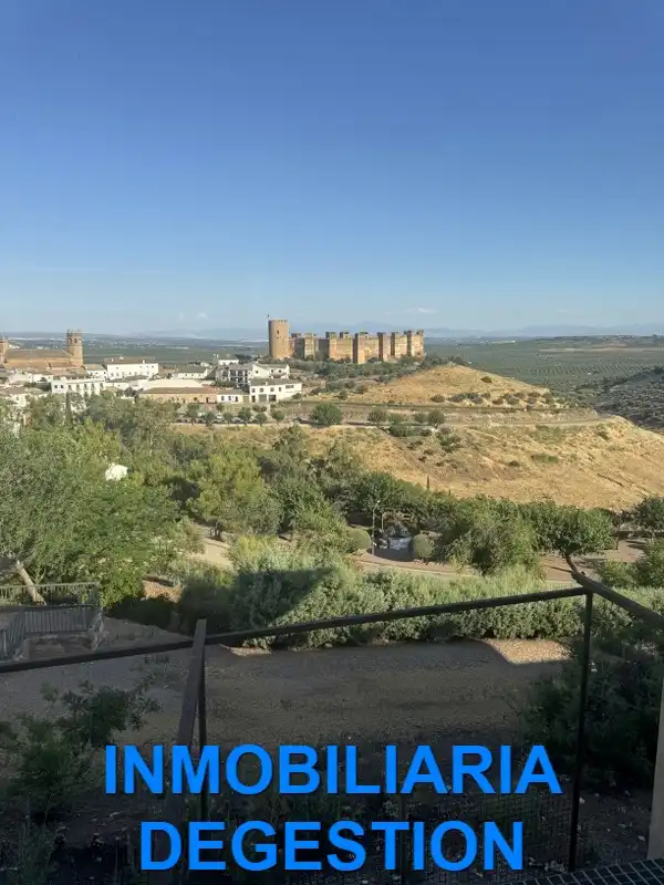 Inmuebles singulares con ascensor en venta en Calle Cerro de la Llana, imagen 2