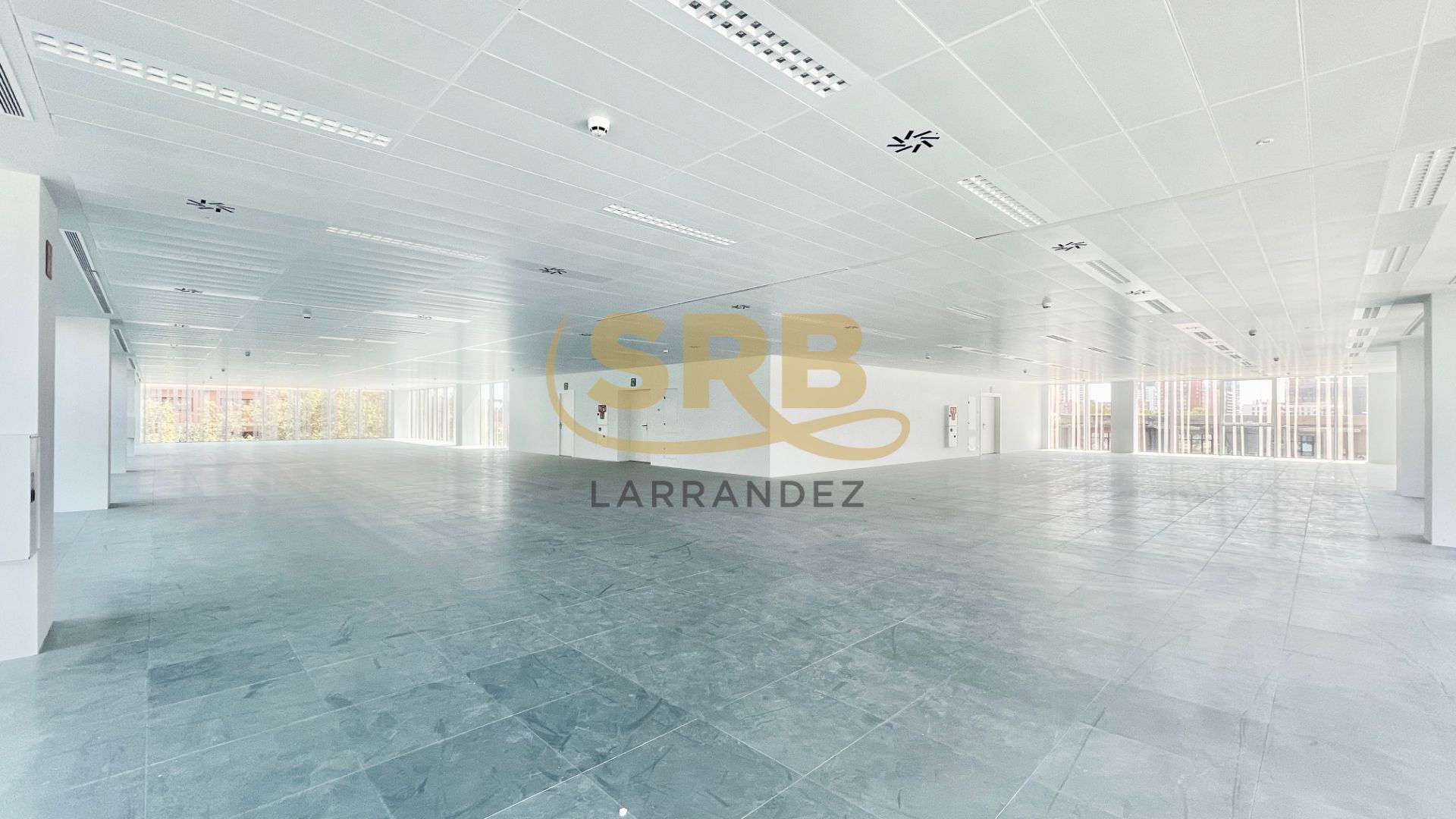 Oficina de lloguer en  Barcelona Capital amb Aire condicionat i Calefacció