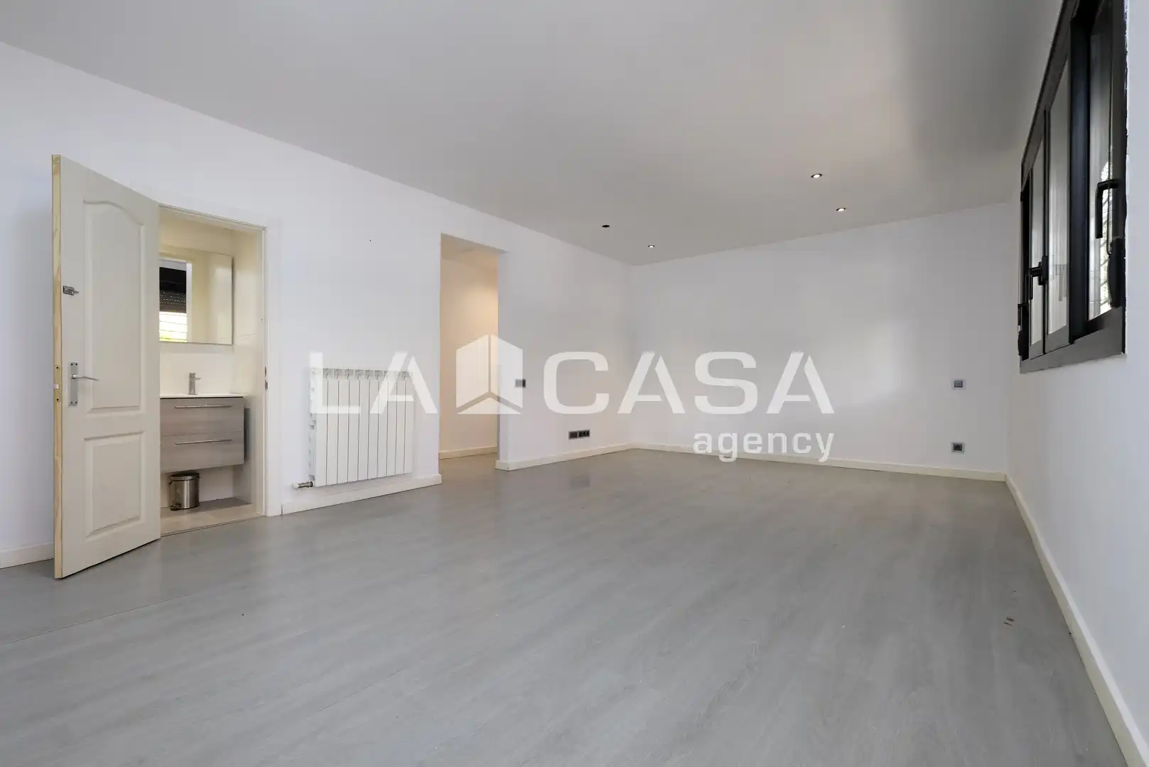 Ground floor with lift for sale in Carrer d'Horta, imagen 11