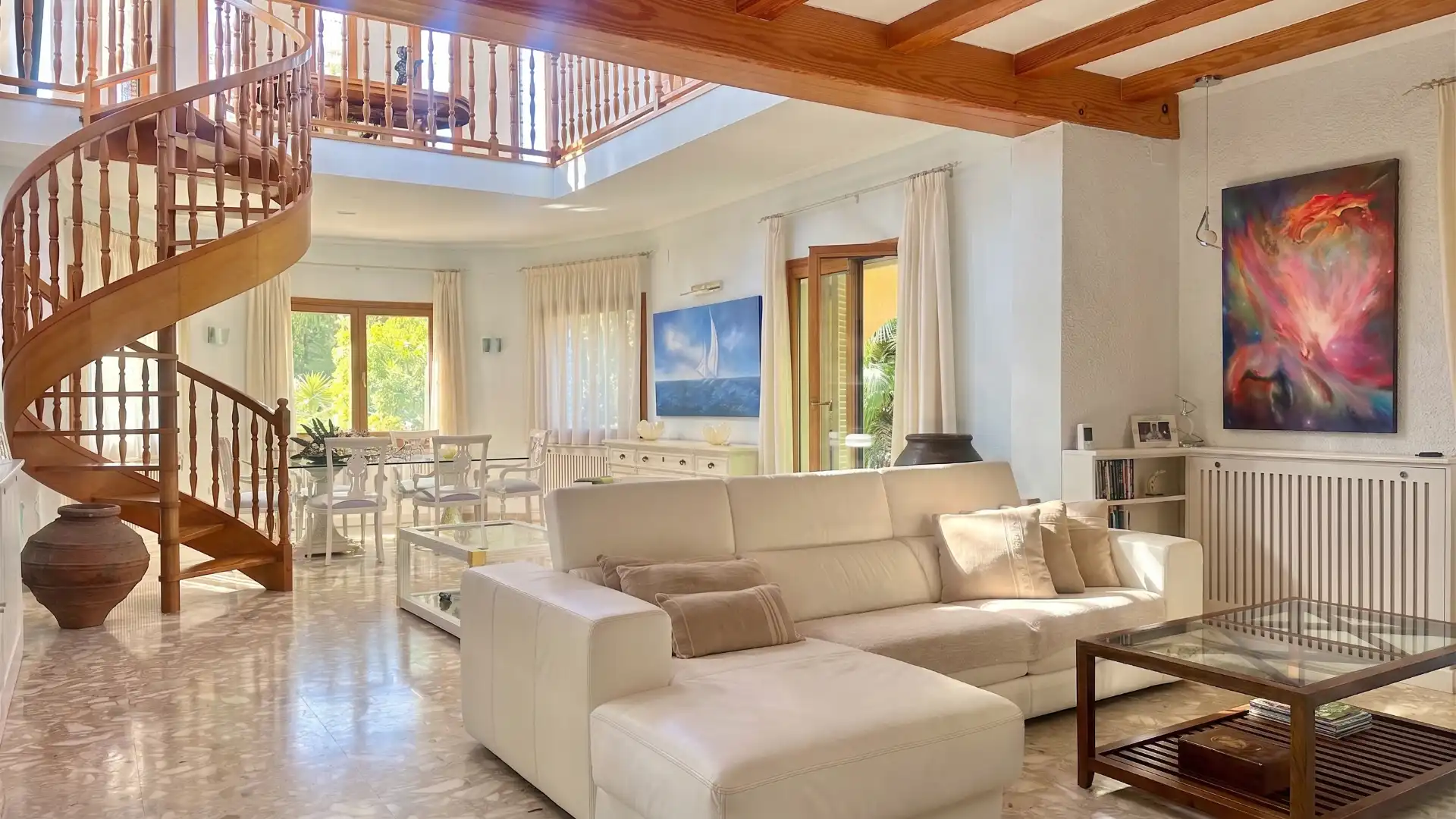 Sala d'estar de Casa o xalet en venda en Mont-roig del Camp amb Aire condicionat, Jardí privat i Terrassa