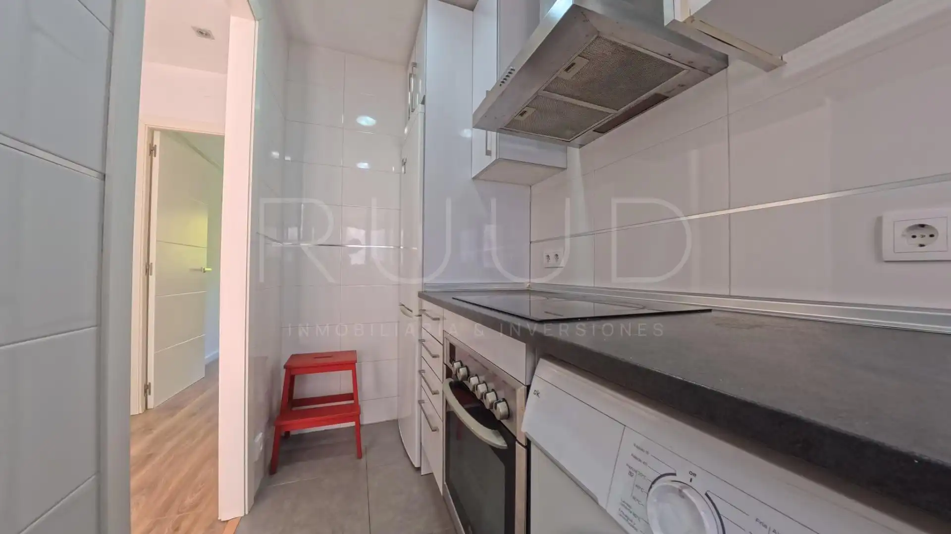 Kitchen of Flat for sale in Castelldefels  with Air Conditioner, Parquet flooring and Terrace