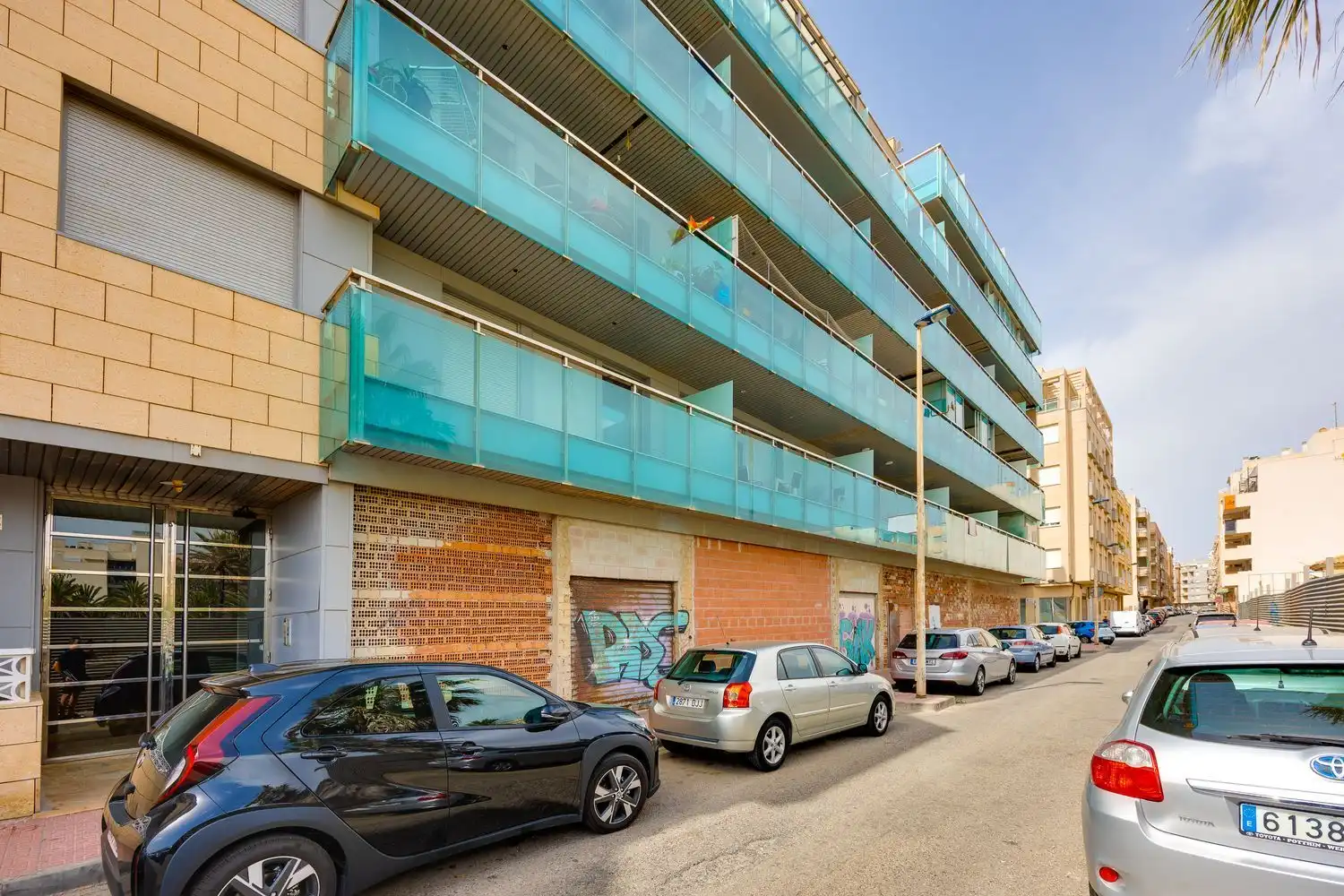 Vista exterior de Ático en venta en Torrevieja con Aire acondicionado, Terraza y Amueblado